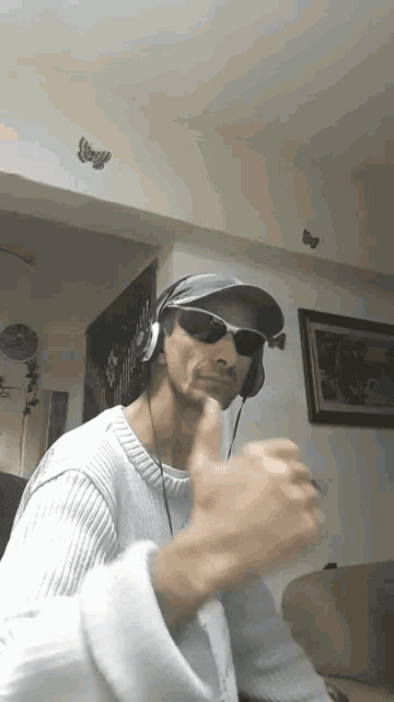 lxvTFId.gif