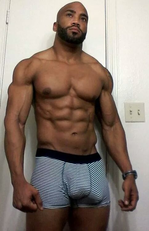 7d7fa6945d142d07fdbda897bc44685e--sexy-guys-sexy-men.jpg